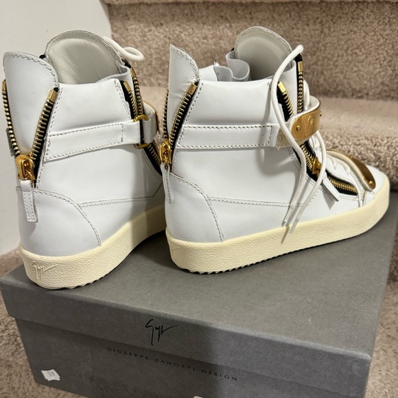 Giuseppe Zanotti Zip Detailed Double Metal High-Top Sneakers - Picture 5 of 13